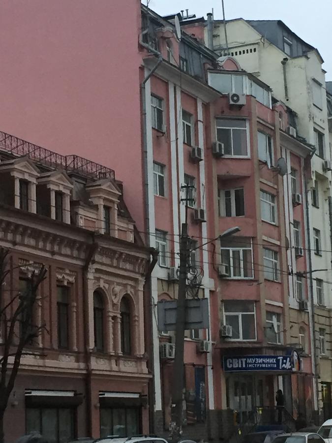 Na Podole Apartment Kiev Bagian luar foto